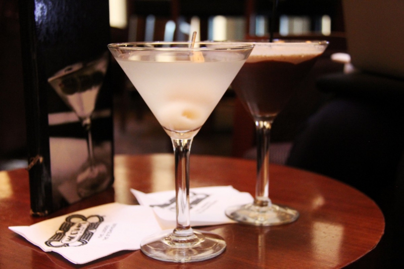 boite-nuit-PUGET VILLE-min_martini_bar_lychee_chocolate_alcohol_liquor_happy_hour_happy-910161